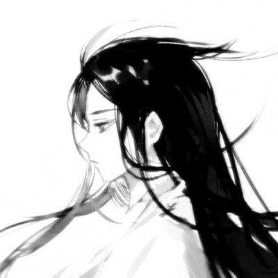 女子深夜洗澡后床上突现一米长蛇